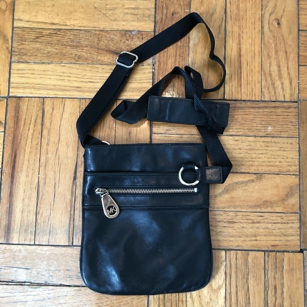 Michael Kors Leather Black Crossbody Purse
